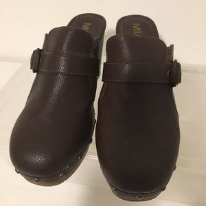 MIA Slip-On Clogs/ mules